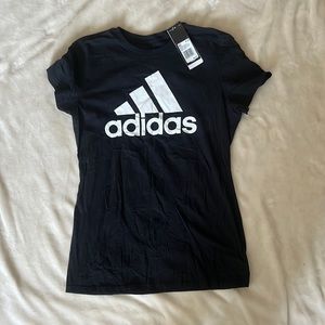 Adidas tshirt size medium